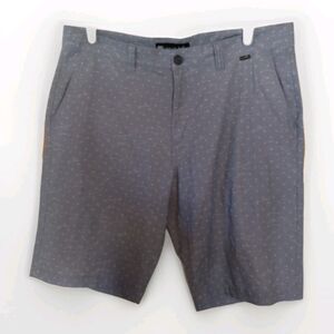 TRAVIS MATHEW Mens Shorts Golf gray with print size 36 preppy gold athletic